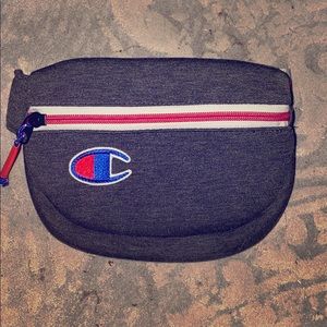 Champion fanny pack